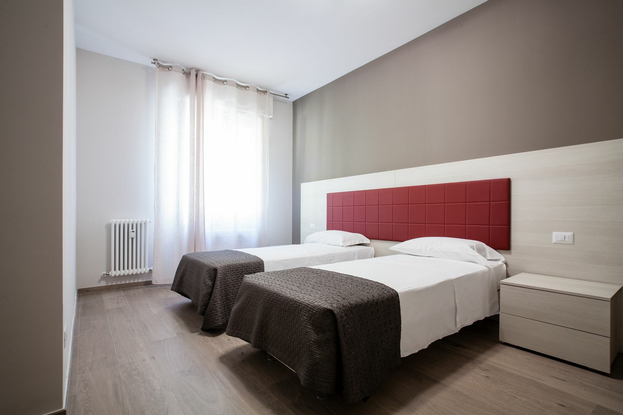 Astoria Suite Apartments Bolonia Exterior foto