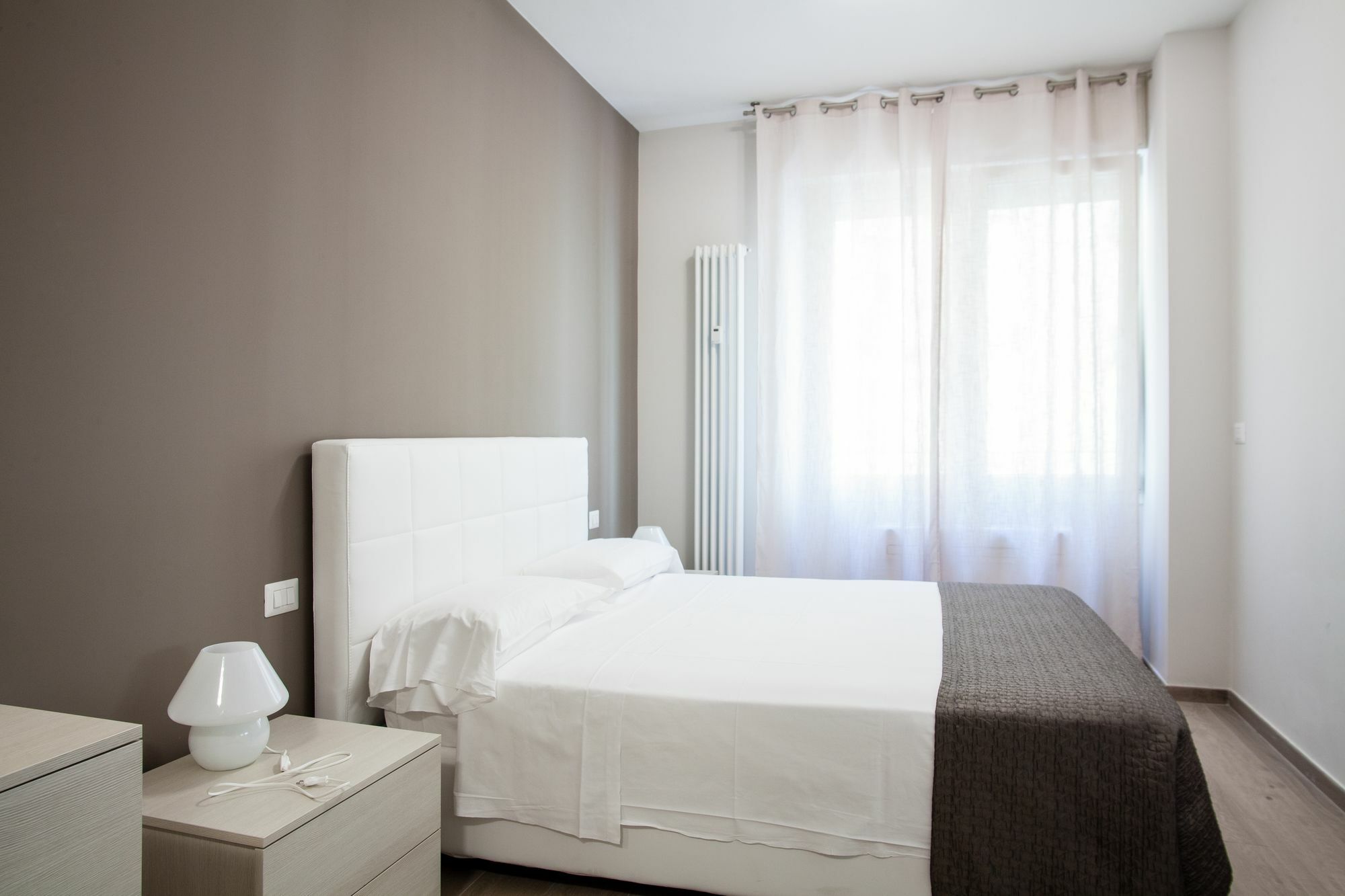 Astoria Suite Apartments Bolonia Exterior foto