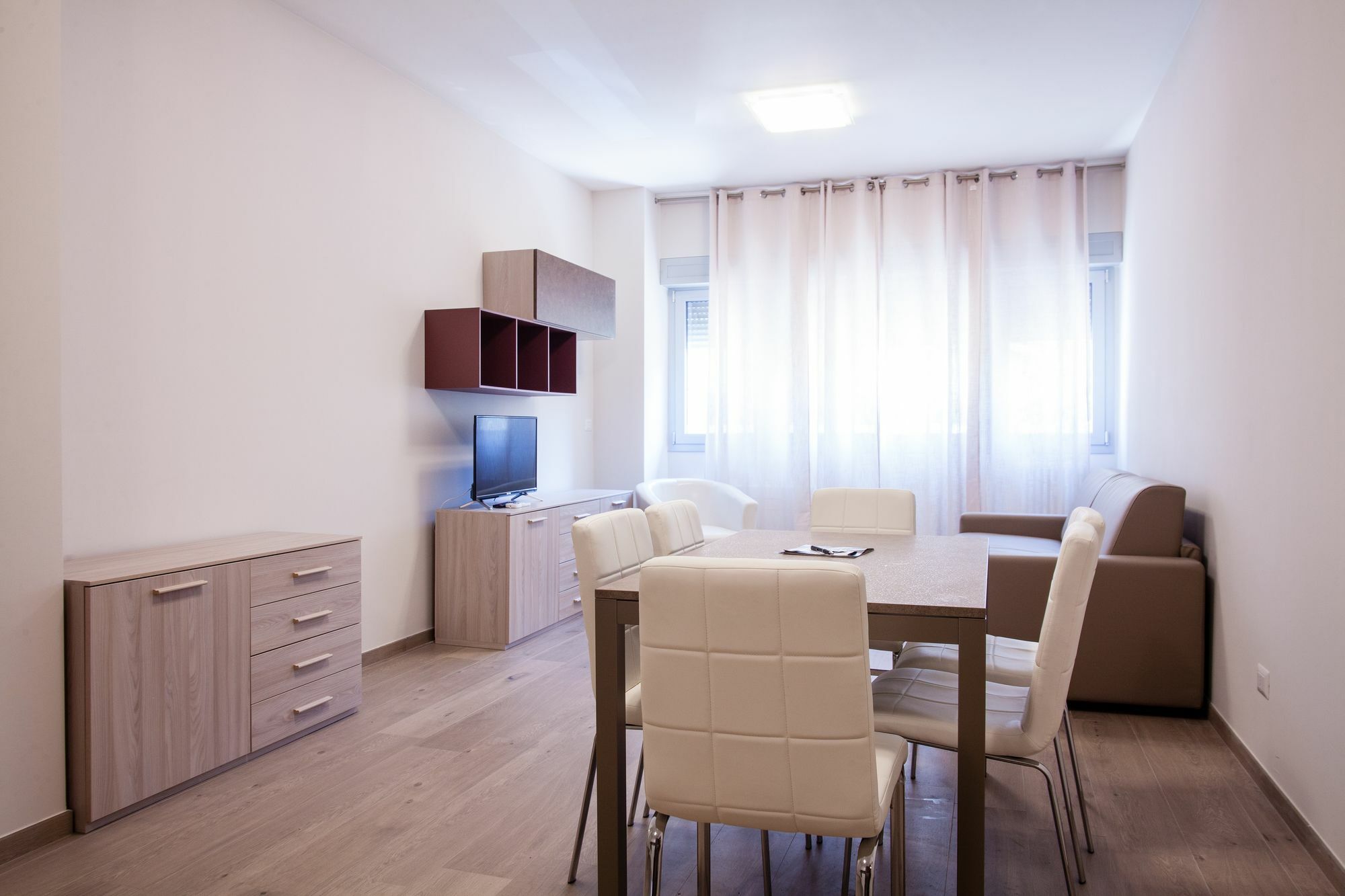 Astoria Suite Apartments Bolonia Exterior foto